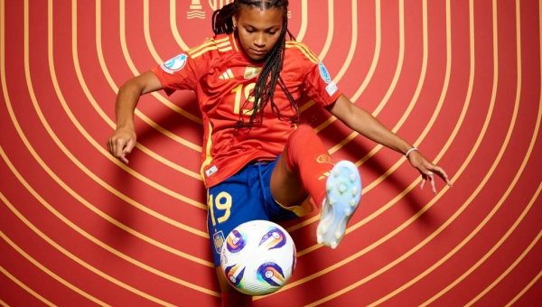 Spaniens Nachwuchstalent bei der Euro 2025